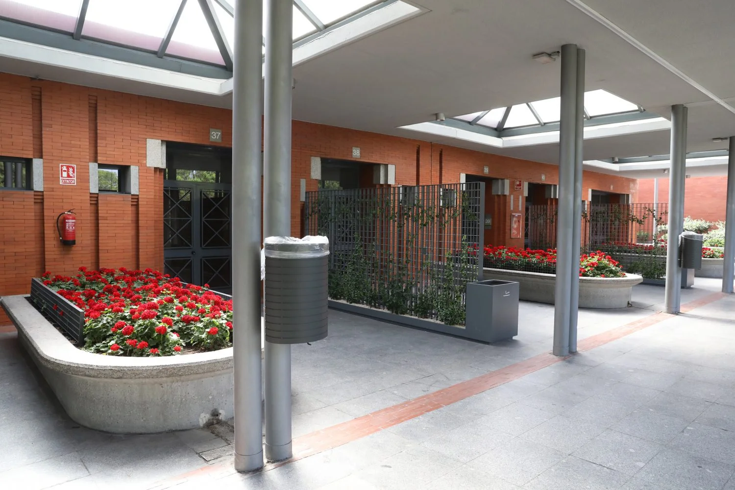 zona exterior tanatorio sur madrid